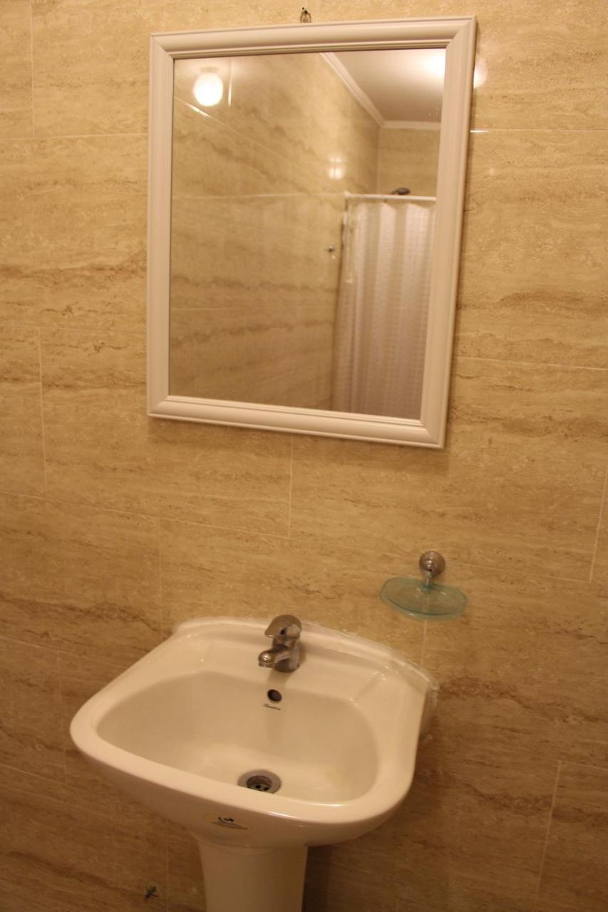 Hostal Lacroix Vina del Mar Esterno foto